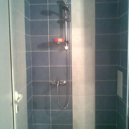 Семеен Хотел Денз Hotel