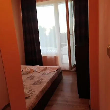 Семеен Хотел Денз ホテル 2*